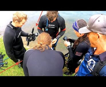 DIVERS Search POPULAR Water Parks Finding Valuable TREASURES  PART 1