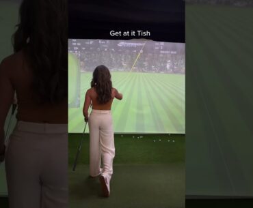 “DAMN GIRL” - John Daly 😅⛳️ JD hits his ‘91 PGA Champ winning Cobra Driver! #ytshorts #golf