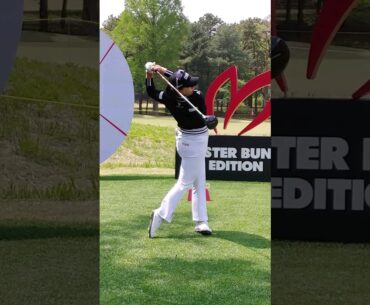 KLPGA 최고의 피니시 동작을 갖춘 홍지원프로의 아름다운 티샷!!