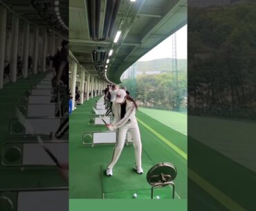 매일 삼시 세번 보기 👍👍🤩#golf #shorts #golfgirl | GOLF#SHORT