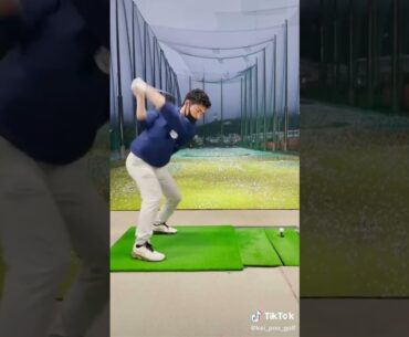ツアー選手がドラコン選手みたいに振ったら。。。#golf #golfer #golfswing #ゴルフ #プロゴルファー #shorts #short