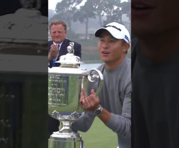 ALWAYS be careful when lifting the trophy! 🙈