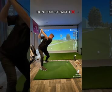 Swing left golf swing #foryou #golf #golfer #golfswing #golflife #golfing #golfshorts #golftips