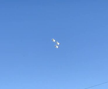 Thunderbirds quick fly over
