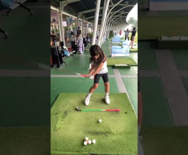 너무 좋다...스윙앤바디도 완벽하고 시선집중은 공...챔피언걸👍👍👍