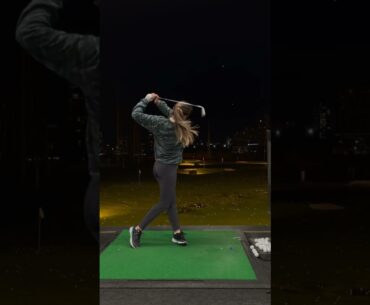 ✨HIT THE PERFECT DRAW!!!✨ #shorts #trickshot #golf #golfgirl