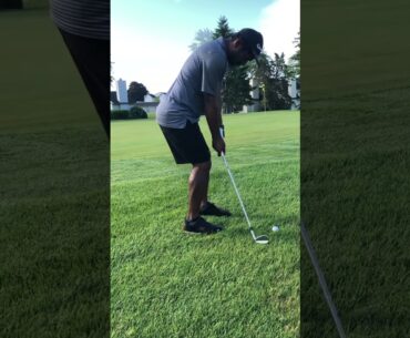 Nice bump and run shot to get an up and down - Par4 #golf #greens #golfer #putt Pls Subscribe