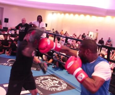 STILL GOT IT! - Floyd Mayweather shows off skills in HALF HOUR WORKOUT ahead of John Gotti III fight