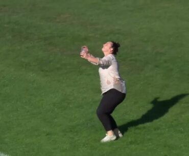 Katey Martin re-creates crowd catches