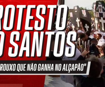 Torcida do Santos protesta na porta do CT, leva "caixões" e xinga "elenco frouxo", Rueda e Odair