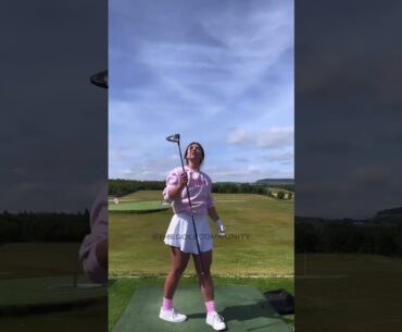 Keeks.golf using her new driver for the first time on the range! #golf #golfing #golfswing #golfgirl