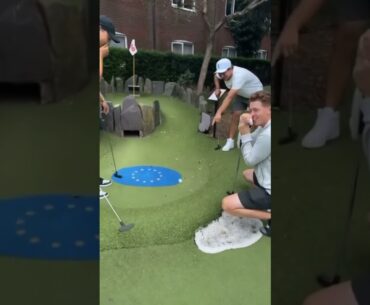 Min Woo Lee with the worst break at mini golf 🤣