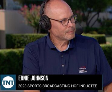 Ernie Johnson Finds Out He's a Sports Broadcasting HOF Inductee From Charles Barkley