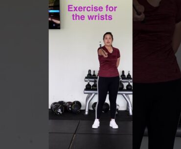 Exercise for the Wrists #shorts #golfswing #golftips #golfer #golfexercise