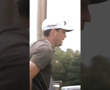 A Perfect 360 Putt - Keegan Bradley