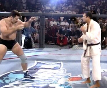 Ruthless aggression of the old school... Dan Severn - The Dark Night of the Beast in MMA