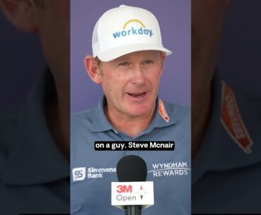 Brandt Snedeker had his sternum popped back into place like a Lego #shorts #golf