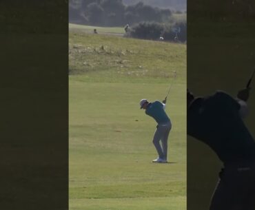 Guido Migliozzi nearly holing out at the Old Course during the #dunhilllinks ⛳️
