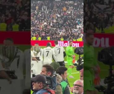 Khoảnh khắc xúc động nhất trận Real Madrid vs Atletico Madrid