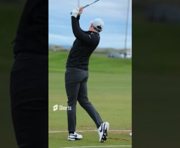 How silky smooth are these swings from Rory!! 👌👌 #dunhilllinks