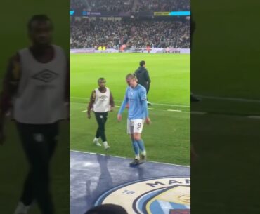 Haalands reaction from the bench after scoring a hat trick 👏 #shorts