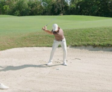 Fleetwood attempts the DOUBLE-BALL Bunker Shot 😱