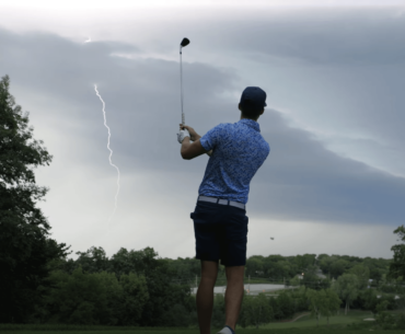 "That was an electric golf shot"- Garrett Clark⚡️