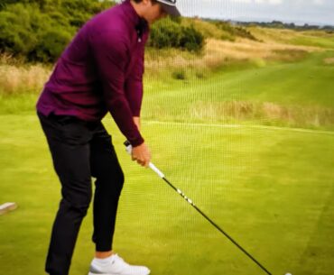 Does Garrett place his weight on his left foot when addressing his driver?!