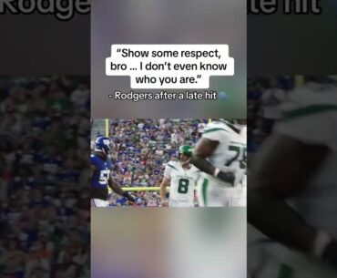 Aaron Rodgers threw a TD right after this 👀