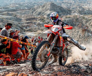 Unleashing Chaos in the Alberta Badlands: Red Bull Outliers 2023 Race Recap