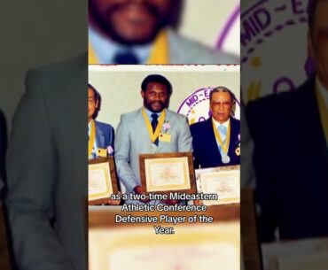 Harry Carson set a S.C. State and MEAC record in 1975, with 17 sacks and 112 tackles! #ToughTuesday