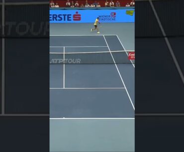 Thiem's DEADLY💥 Backhand against Tommy Paul!