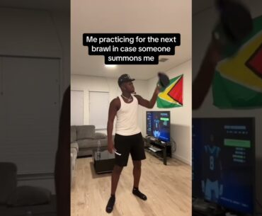 JUST THROW THE HAT AND I’M THERE 🤣 #TheCliffordShow #shorts #alabama #montgomery #alabamabrawl