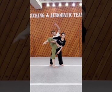 아 돌아버리겠네‼️ Partner Acro Challenge
