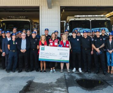 Canucks visit West Kelowna Fire Department