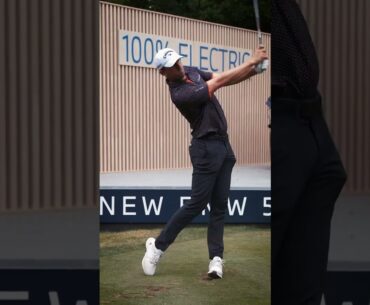 Alexander Björk warming up for the BMW PGA Championship 🏌️‍♂️ #golf #bmwpga #galvingreen