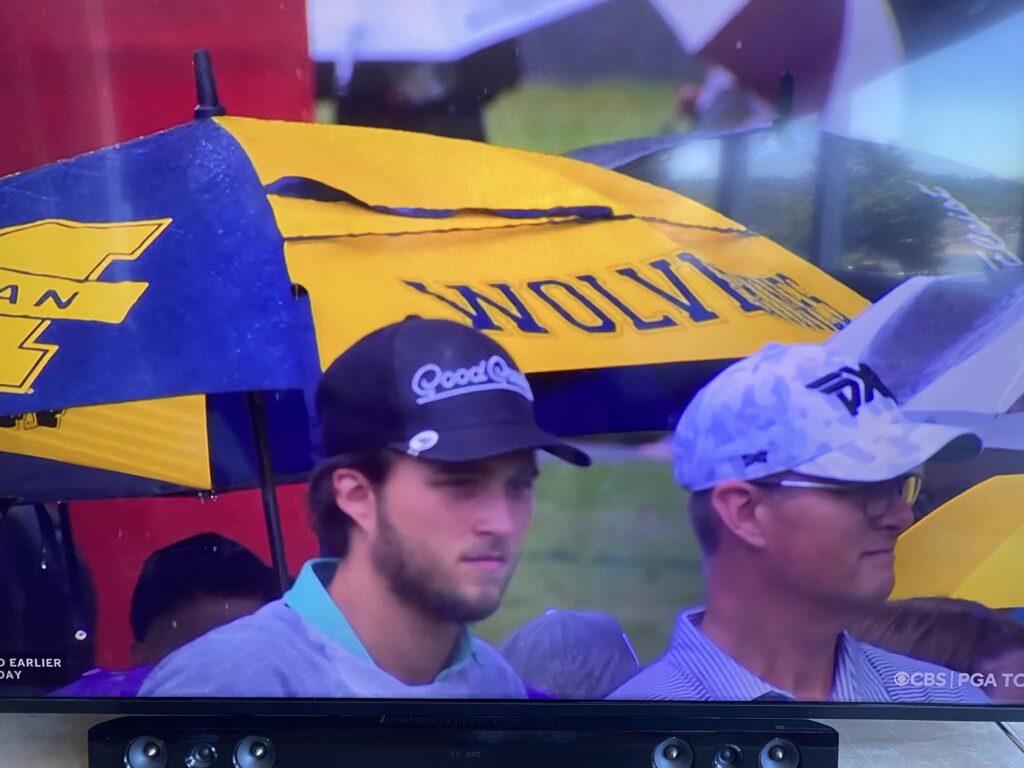 good good sighting while watching the rocket mortgage tourney 👍🏽