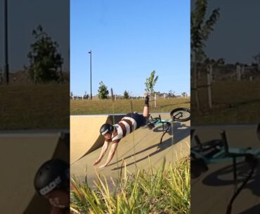 Testing the concrete 🚲 #bmx