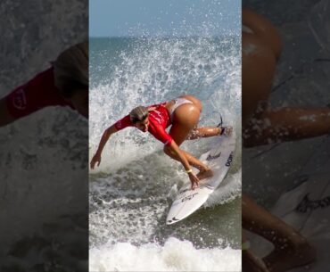 Zoe Benedetto riding #herwave #supergirlpro #shorts #wsl