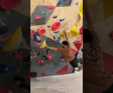 Big swing/Fun boulder🚀         #bouldering #climbing #dyno #rockclimbing