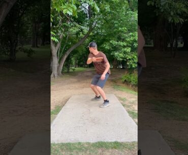 Gateway Eraser Wizard Putter on hole 2 #discgolf #discgolfeveryday #frisbee #golf