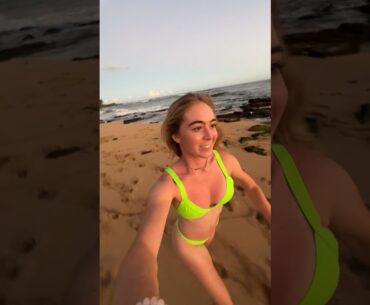 Beach girl run