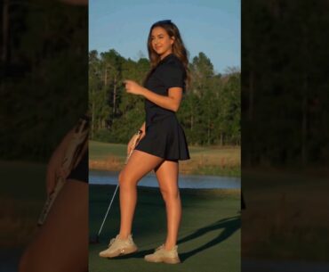 A putt. #ladygolfers #golfswing #shorts