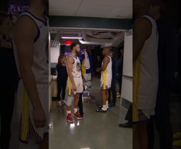 INJURED Chris Paul comes out to tell Steph something he saw👀