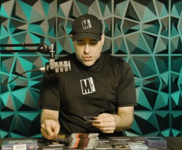 OPENING UPPER DECK SKYBOX METAL UNIVERSE