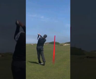 PACIFIC DUNES Hole 13 Layup in WINDY conditions