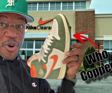 Sneaker Shopping at the Outlet before Xmas...plus way More!!!