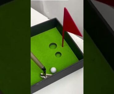 Mini Desktop Golf Pens Set