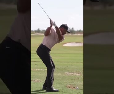 Tiger Woods on the range (not a single miss hit) #smoothswing