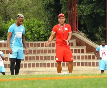 ENTRENAMIENTO DE AMÉRICA DE CALI #americadecali #unidadescarlata